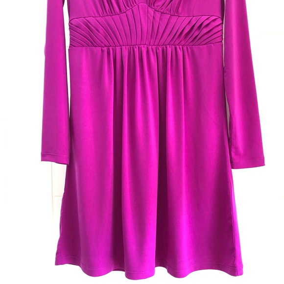 Magenta pleated long sleeve Mini Dress - Picture 7 of 9